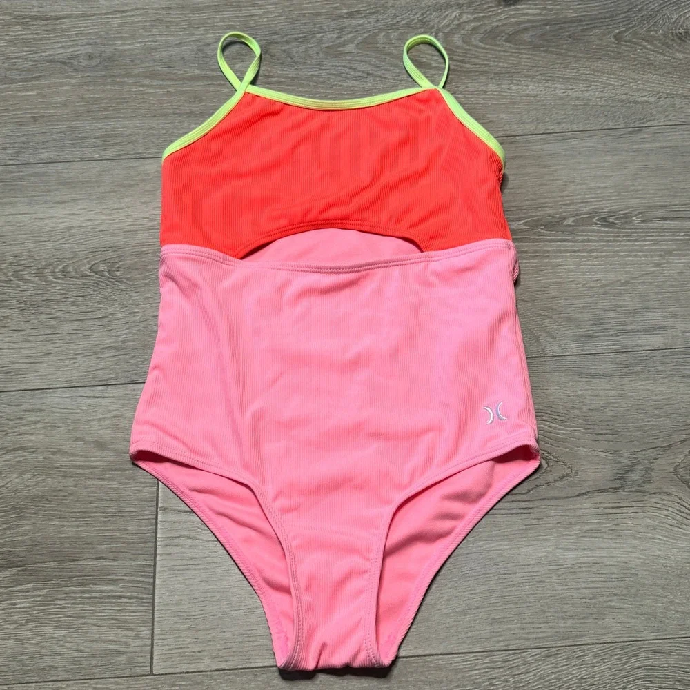 Hurley Girls Pink Orange Ribbed One Piece‎ Swimsuit Cutout UPF 50+ Size 7/8 M